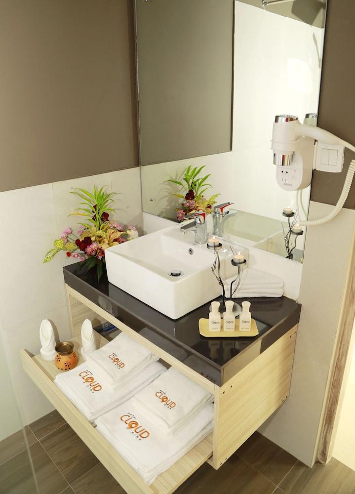 Hotel Cloud 9 Negombo Kültér fotó