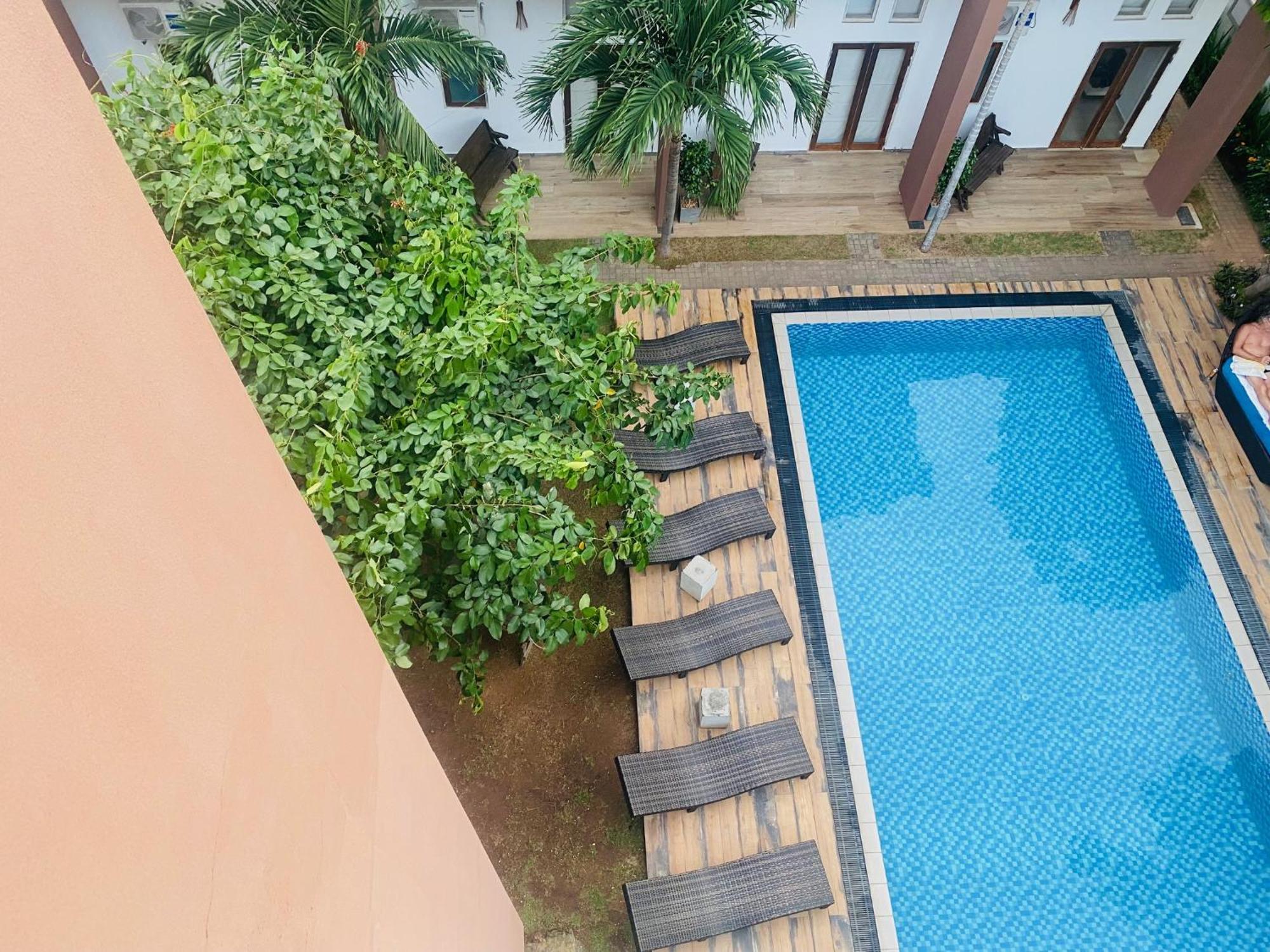 Hotel Cloud 9 Negombo Kültér fotó