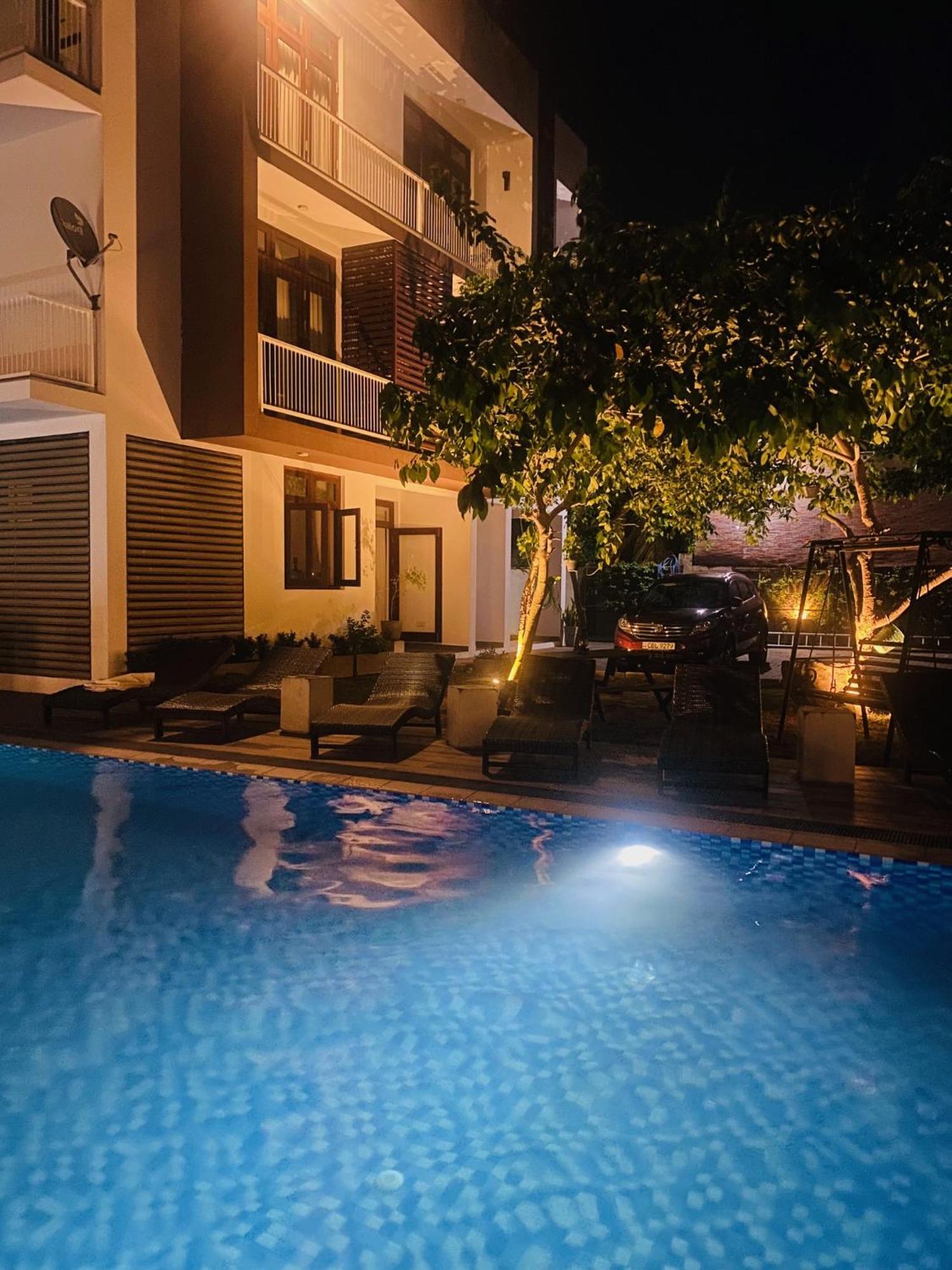 Hotel Cloud 9 Negombo Kültér fotó